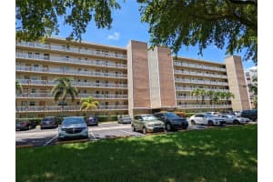 900 NE 12th Ave, Hallandale Beach, FL 33009, Sold 10/24/24