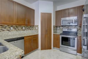 7324 NW 113th Ct, Doral, FL 33178, Sold 10/29/24