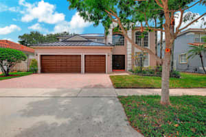 12720 NW 18th Ct, Pembroke Pines, FL 33028, Sold 03/19/25