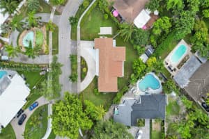 2000 N Hibiscus Dr, North Miami, FL 33181, Sold 03/09/25