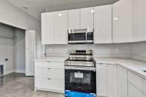 2500 27th St W, Lehigh Acres, FL 33971, Sold 11/05/24