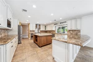11601 Tara Dr, Plantation, FL 33325, Sold 09/13/24
