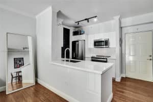 6831 SW 44th St, Miami, FL 33155, Sold 10/29/24