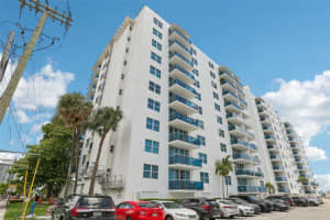 7501 S Treasure Dr, North Bay Village, FL 33141, Sold 10/31/24