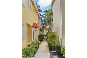 369 Waterside Dr, Hypoluxo, FL 33462, Sold 10/07/24