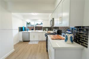 6220 NW 19th St, Sunrise, FL 33313, Sold 10/26/24