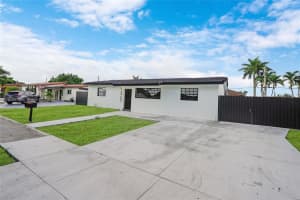 7960 NW 175th St, Hialeah, FL 33015, Sold 09/27/24