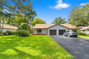 3840 Arelia Dr, Delray Beach, FL 33445, Sold 09/23/24