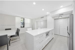 20401 NE 30th Ave Apt 218-8, Aventura, FL 33180, Sold 10/18/24