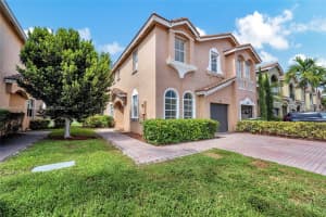 2403 SE 14th St, Homestead, FL 33035, Sold 10/22/24
