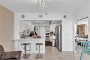 19667 Turnberry Way 3d, Aventura
