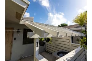 603 Racquet Club Rd, Weston, FL 33326, Sold 10/09/24