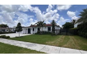 2825 SW 79th Ct, Miami, FL 33155, Sold 11/08/24