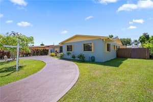 15711 SW 106th Ave, Miami, FL 33157, Sold 10/15/24