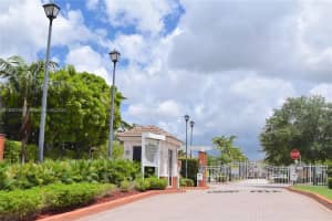 17331 NW 7th Ave APT 109, Miami Gardens, FL 33169, Sold 10/02/24