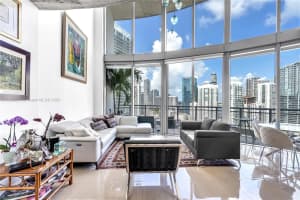 690 SW 1st Ct APT 3102, Miami, FL 33130, Sold 02/03/25