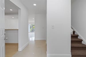 9355 Fontainebleau Blvd, Miami, FL 33172, Sold 10/04/24