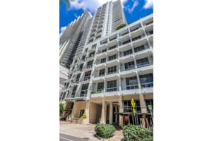 1050 Brickell Ave, Miami, FL 33131, Sold 09/17/24