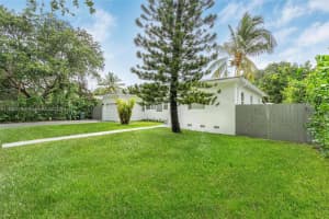 859 NE 115th St, Biscayne Park, FL 33161, Sold 09/25/24