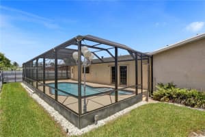 16910 SW 107th Ct, Miami, FL 33157, Sold 10/29/24