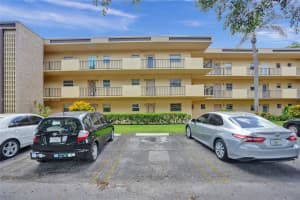 100 Ashbury Rd APT 103, Hollywood, FL 33024, Sold 10/31/24