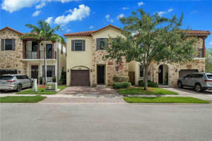 10235 NW 70th Ln, Doral, FL 33178, Sold 09/30/24