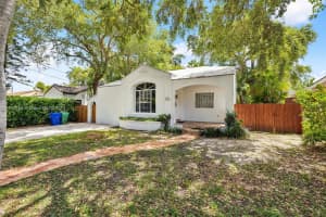 219 SW 23rd Rd, Miami, FL 33129, Sold 09/06/24