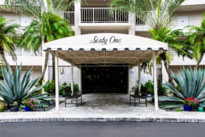 575 Oaks Ln APT 206, Pompano Beach, FL 33069, Sold 03/22/25