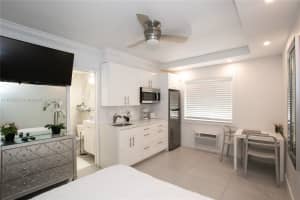 335 Ocean Dr APT 211, Miami Beach, FL 33139, Sold 03/05/25