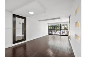 600 Parkview Dr, Hallandale Beach, FL 33009, Sold 09/20/24