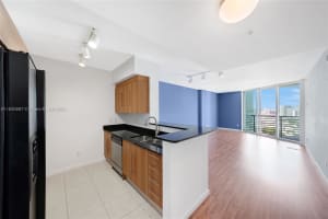 325 S Biscayne Blvd #4016, Miami, FL 33131, Sold 03/31/25