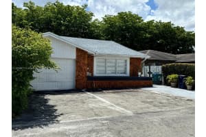 952 SW 136th Pl, Miami, FL 33184, Sold 11/13/24