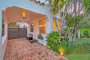 230 SW 21st Rd, Miami, FL 33129, Sold 09/12/24
