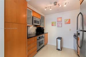 6365 Collins Ave APT 911, Miami Beach, FL 33141, Sold 01/13/25