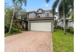 332 NW 107th Ave, Pembroke Pines, FL 33026, Sold 11/18/24