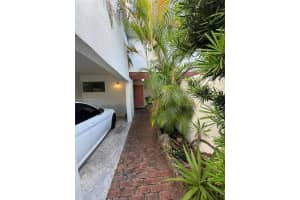 6555 Racquet Club Dr, Lauderhill, FL 33319, Sold 09/09/24