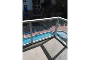 5085 NW 7th St, Miami, FL 33126, Sold 09/12/24