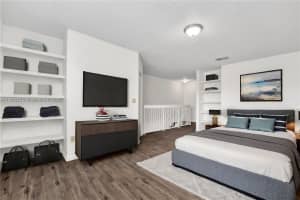 18332 NW 68th Ave APT C, Hialeah, FL 33015, Sold 12/02/24