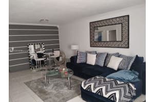 1530 NE 191st St APT 140, Miami, FL 33179, Sold 11/21/24