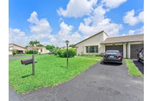 5429 Mirror Lakes Blvd, Boynton Beach, FL 33472, Sold 09/20/24