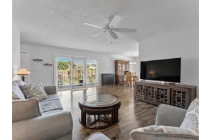 5429 Mirror Lakes Blvd, Boynton Beach, FL 33472, Sold 09/20/24