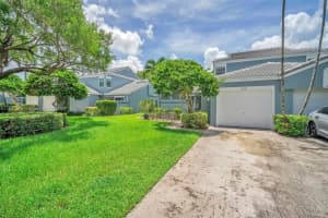 8238 Waterford Ln #8238, Tamarac, FL 33321, Sold 09/27/24