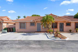 2372 W 73rd Pl # 11-A, Hialeah, FL 33016, Sold 10/17/24