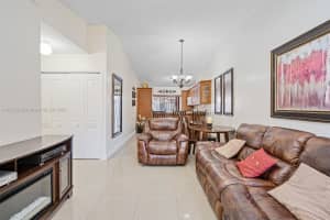 2372 W 73rd Pl # 11-A, Hialeah, FL 33016, Sold 10/17/24