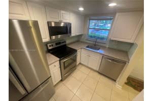9621 Sunrise Lakes Blvd APT 101, Sunrise, FL 33322, Sold 12/19/24