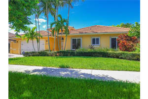 15813 SW 102nd Ln, Miami, FL 33196, Sold 12/05/24