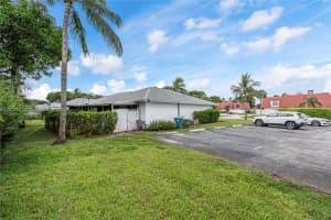 2840 SW 14th St APT 19, Boynton Beach, FL 33426, Sold 10/31/24