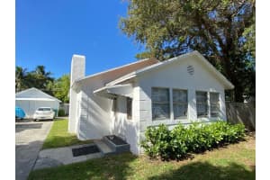 8982 NW 5th Ave, El Portal, FL 33150, Sold 12/03/24