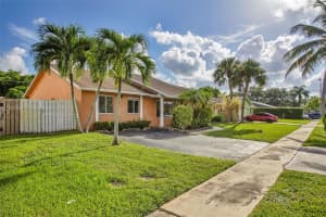 10431 NW 21st Ct, Sunrise, FL 33322, Sold 09/18/24