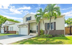 8252 NW 192nd Terrace, Hialeah, FL 33015, Sold 10/03/24